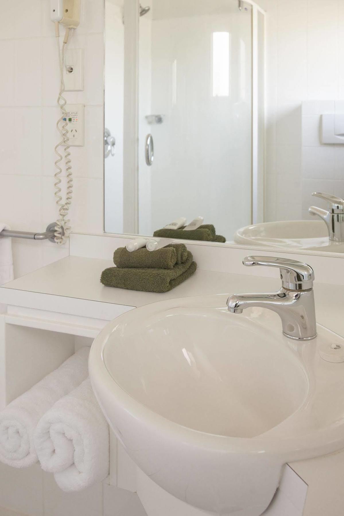 Cornwall Motor Lodge Palmerston North Ngoại thất bức ảnh